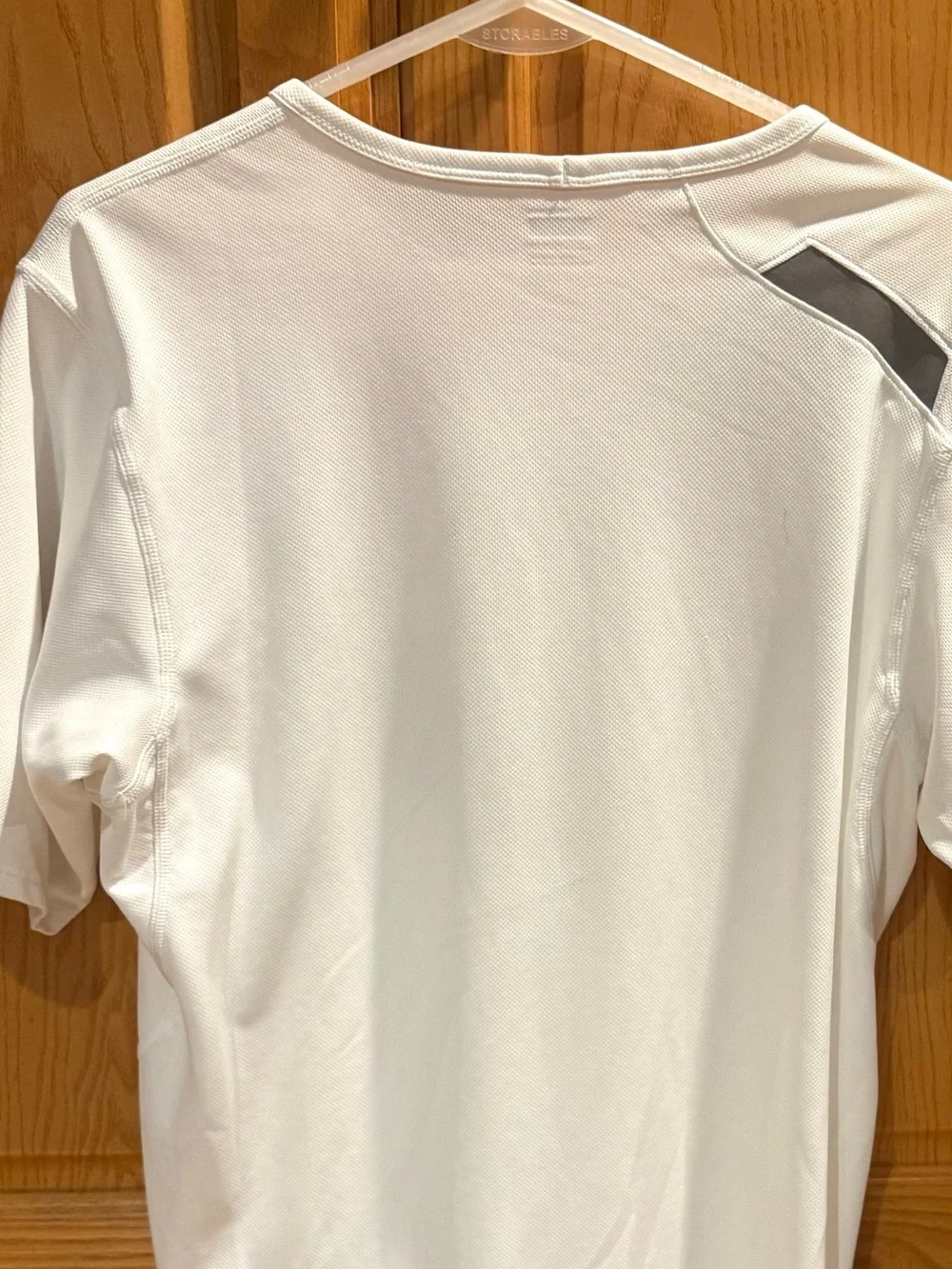Nike Dri-FIT White Mesh Athletic Short Sleeve Shirt Men’s Size Medium